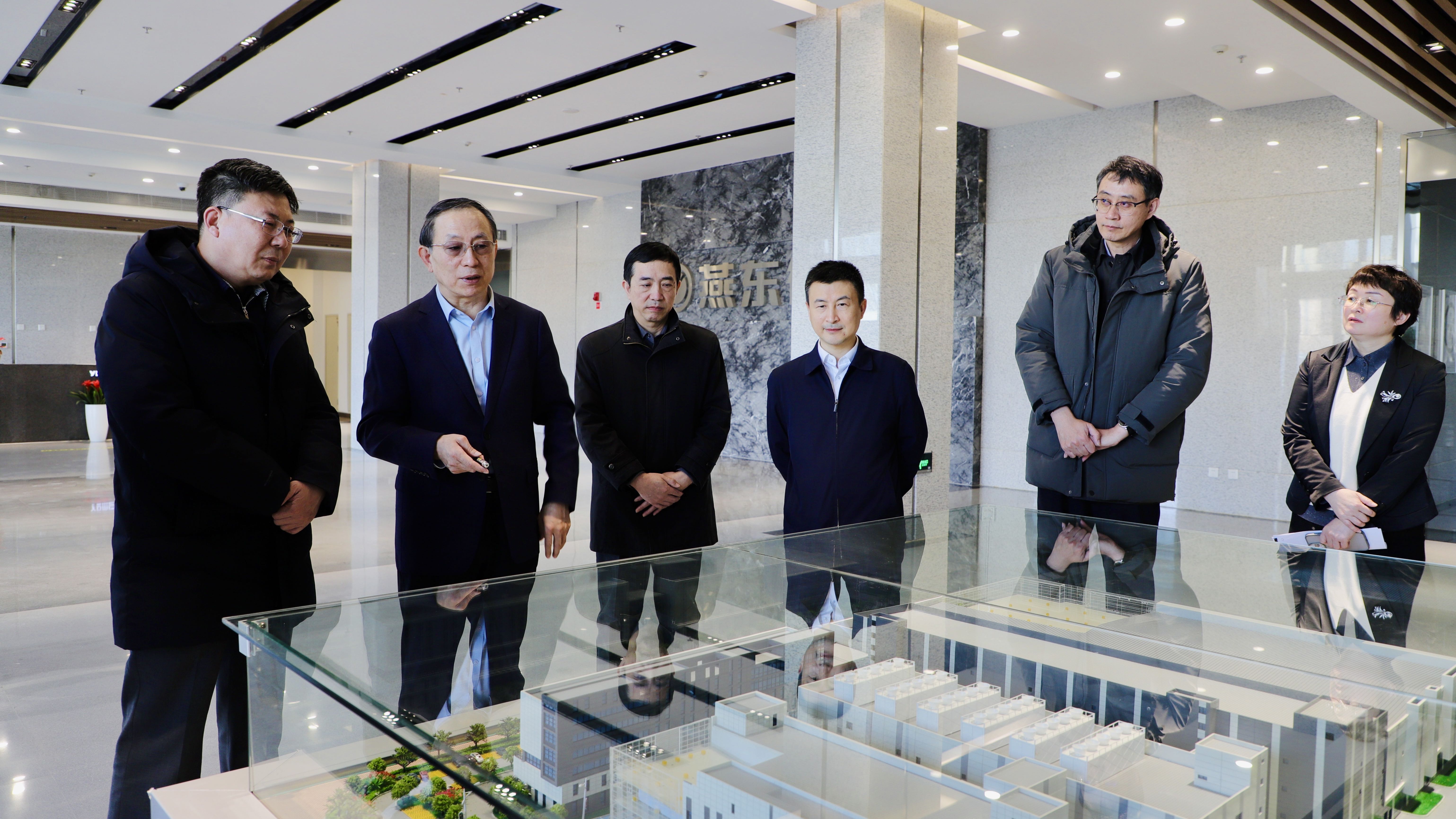 共建产教育人新模式，持续塑造发展新动能 ——北京市教委领导到ballbet贝博微调研指导校企合作工作